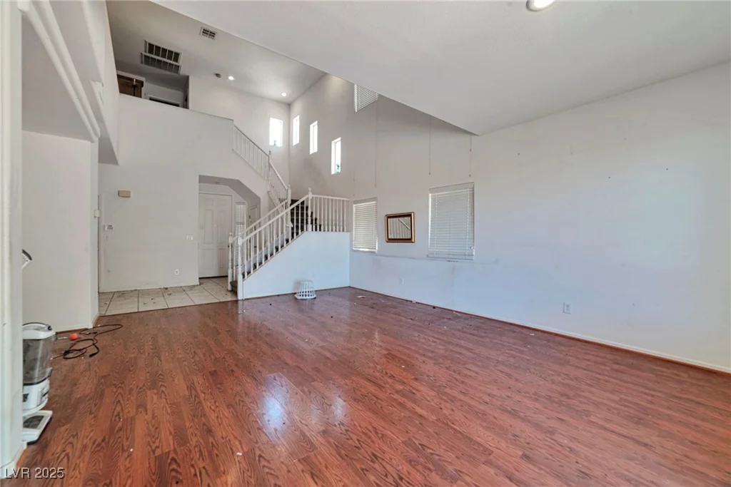 10226 Wolf Pack, Las Vegas, NV 89178