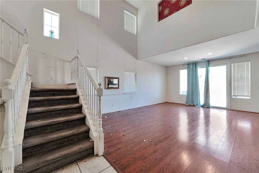10226 Wolf Pack, Las Vegas, NV 89178
