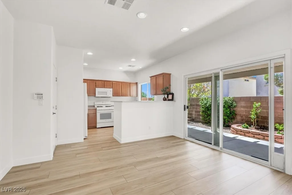 1011 Shades End, North Las Vegas, NV 89081