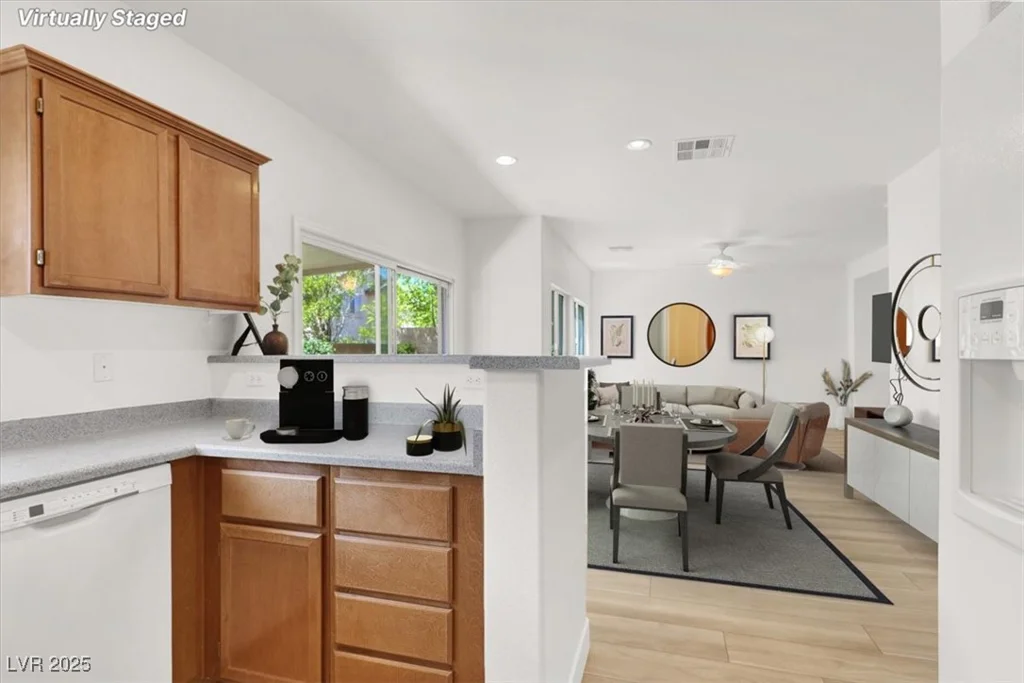 1011 Shades End, North Las Vegas, NV 89081