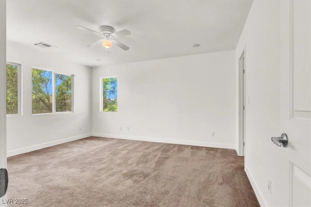 1011 Shades End, North Las Vegas, NV 89081