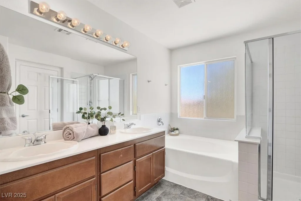 1011 Shades End, North Las Vegas, NV 89081