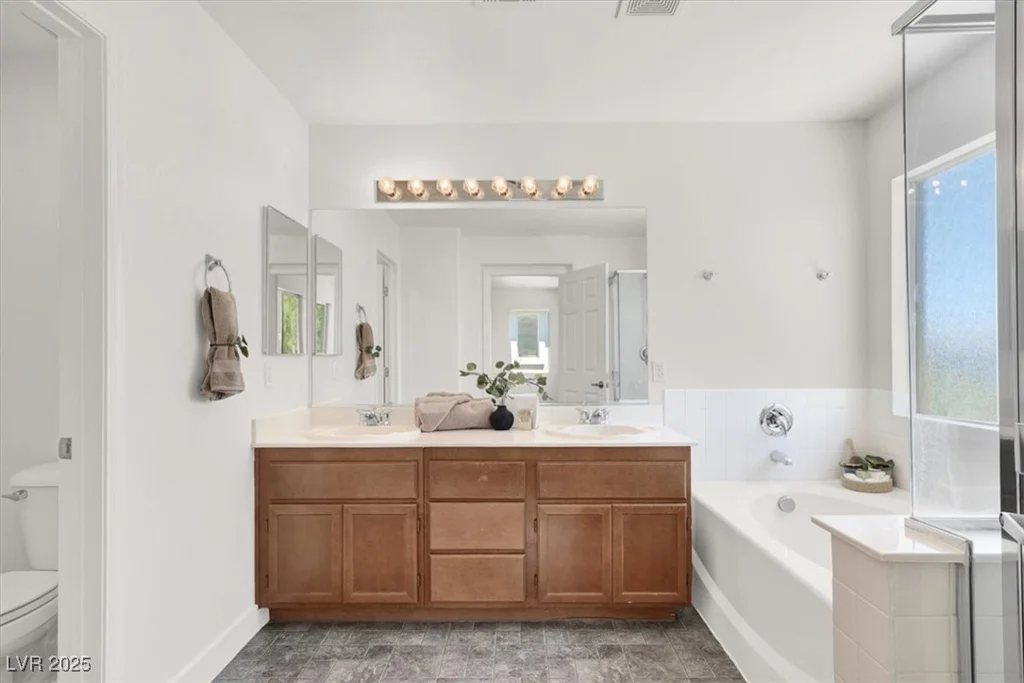 1011 Shades End, North Las Vegas, NV 89081