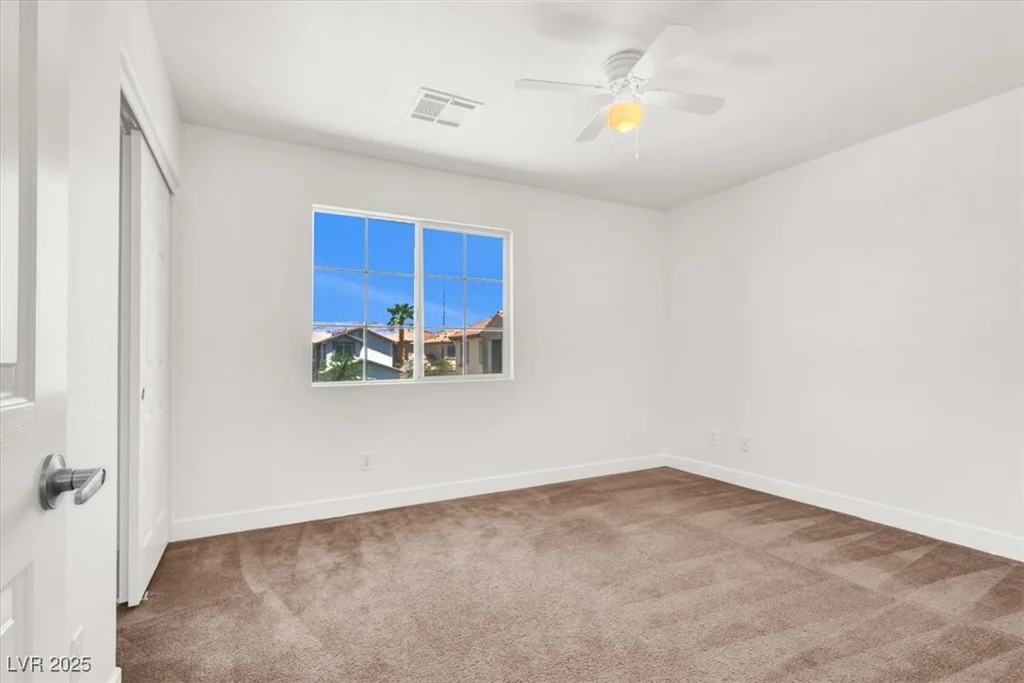 1011 Shades End, North Las Vegas, NV 89081