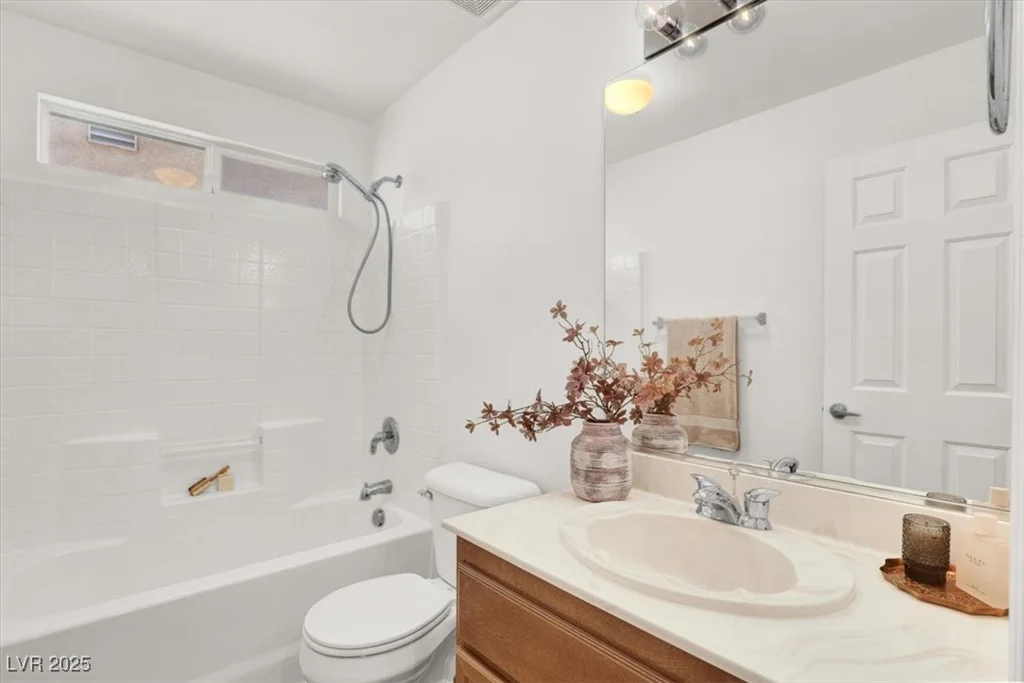1011 Shades End, North Las Vegas, NV 89081