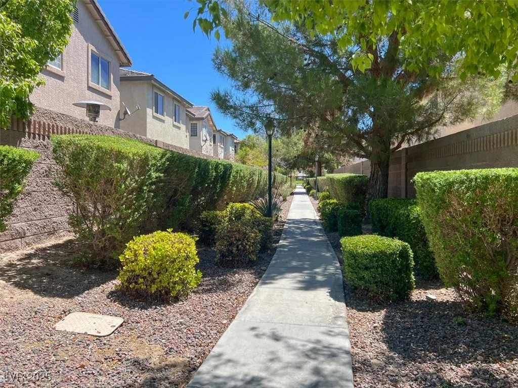 1011 Shades End, North Las Vegas, NV 89081