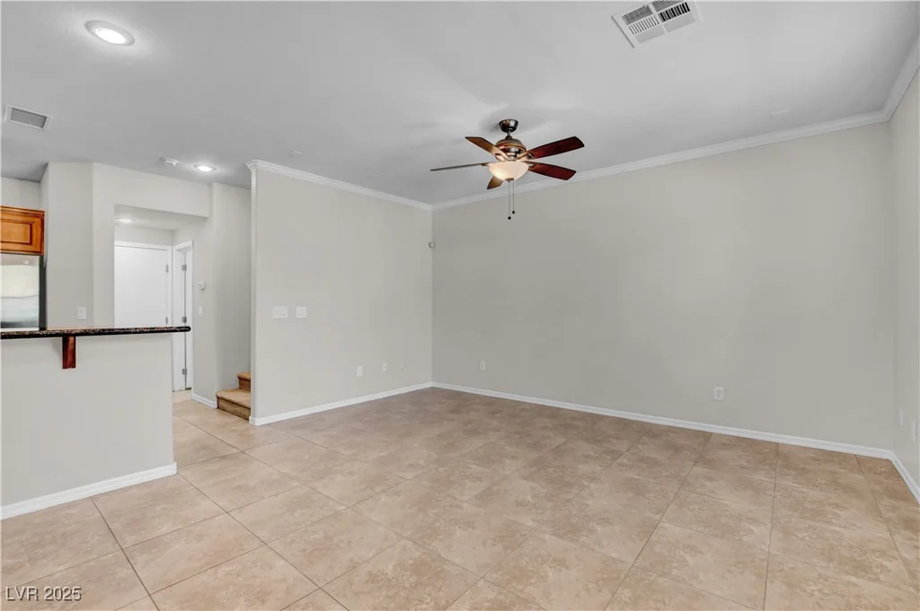 1510 Plaza Centre, Las Vegas, NV 89135