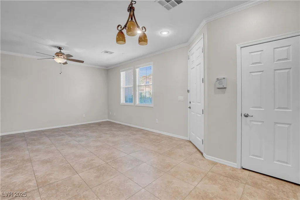 1510 Plaza Centre, Las Vegas, NV 89135