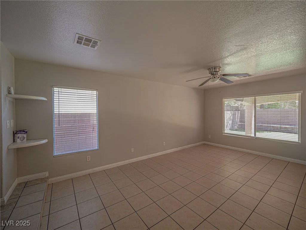 7412 Mission Palm, Las Vegas, NV 89139