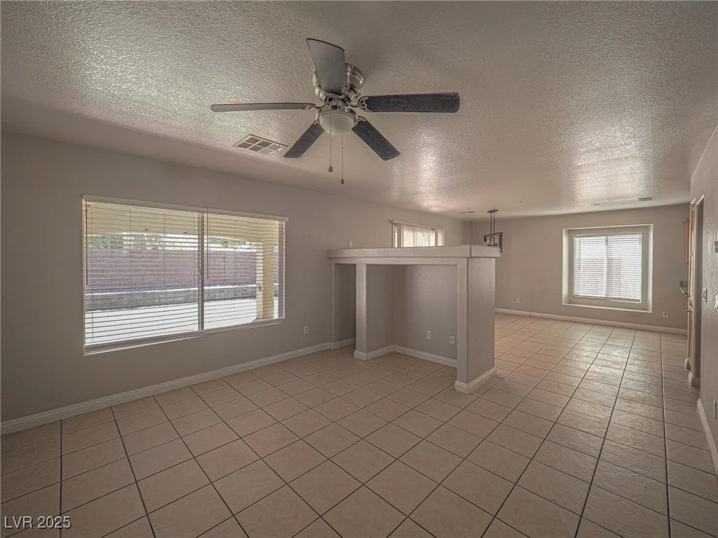 7412 Mission Palm, Las Vegas, NV 89139