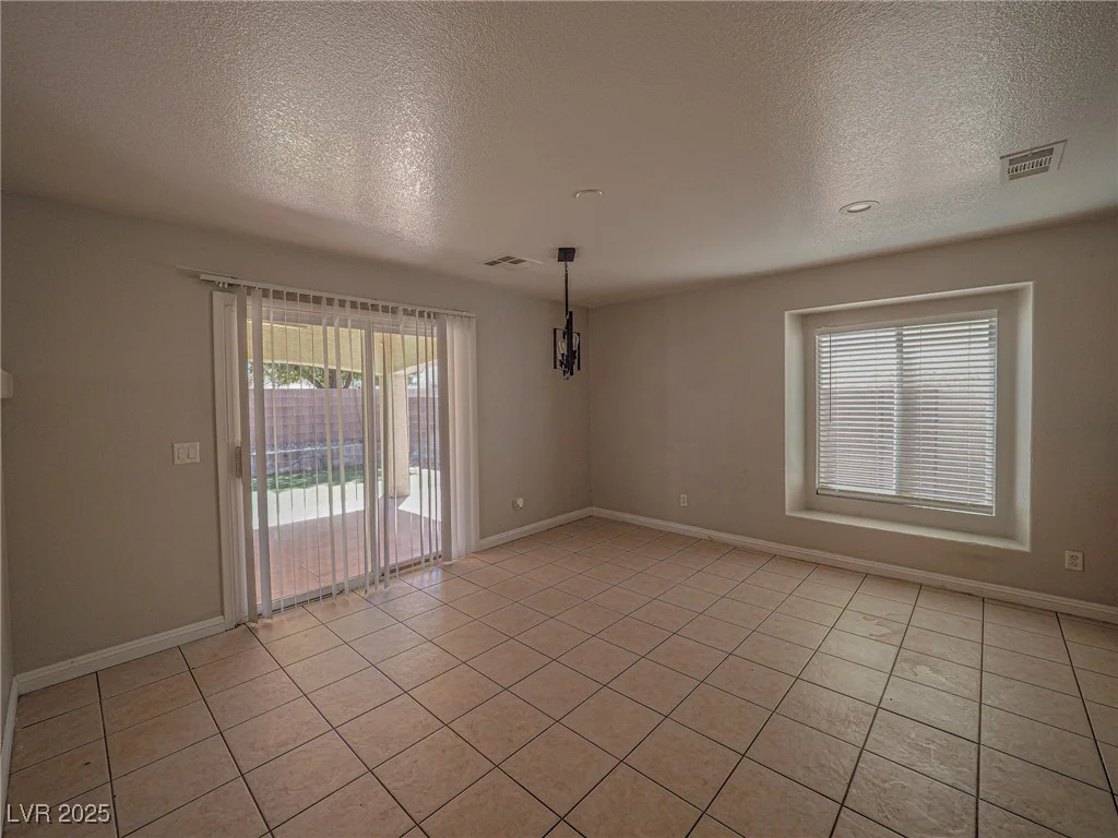 7412 Mission Palm, Las Vegas, NV 89139