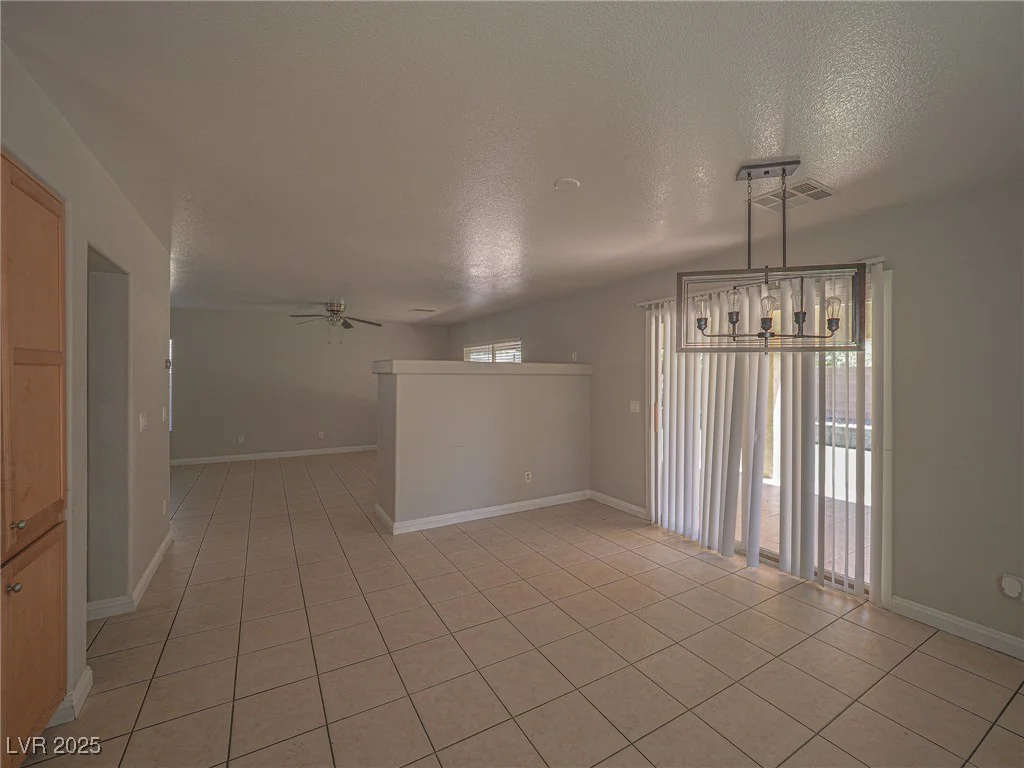 7412 Mission Palm, Las Vegas, NV 89139
