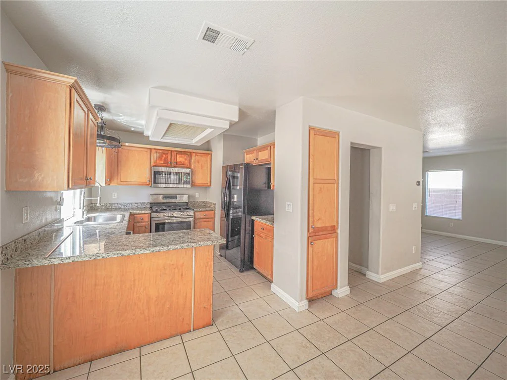7412 Mission Palm, Las Vegas, NV 89139