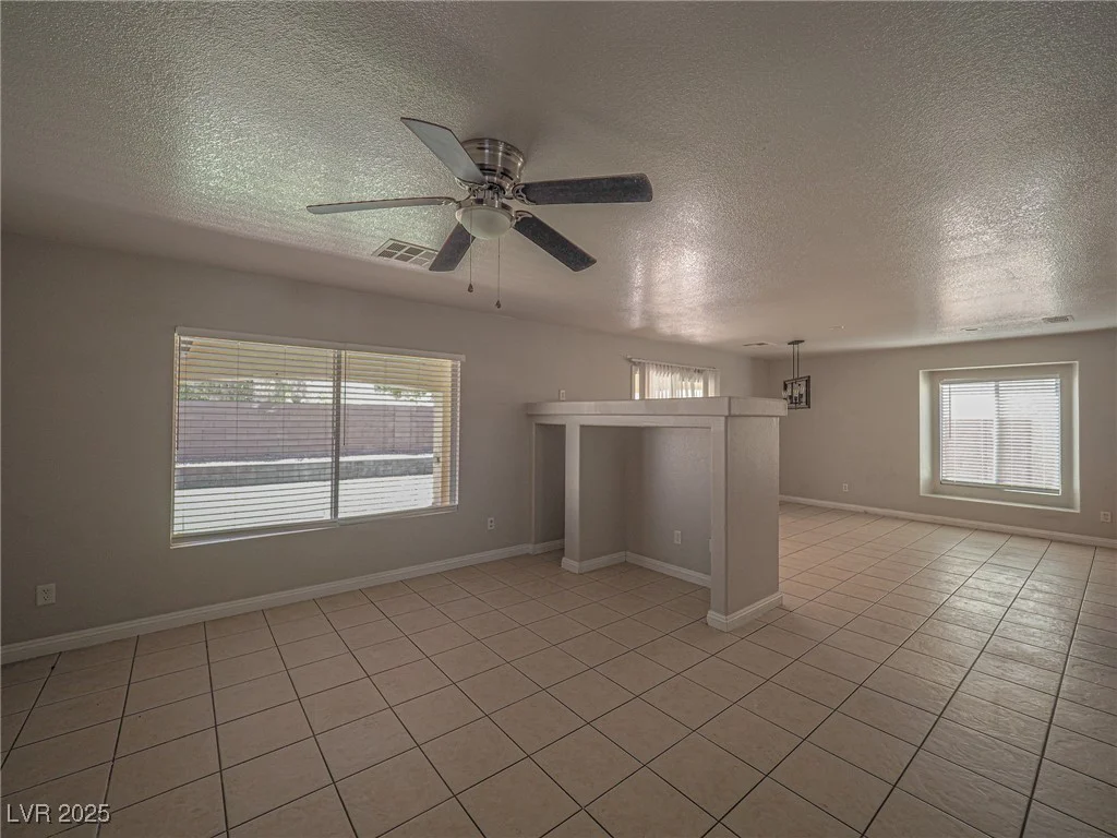 7412 Mission Palm, Las Vegas, NV 89139