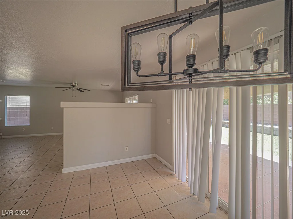 7412 Mission Palm, Las Vegas, NV 89139
