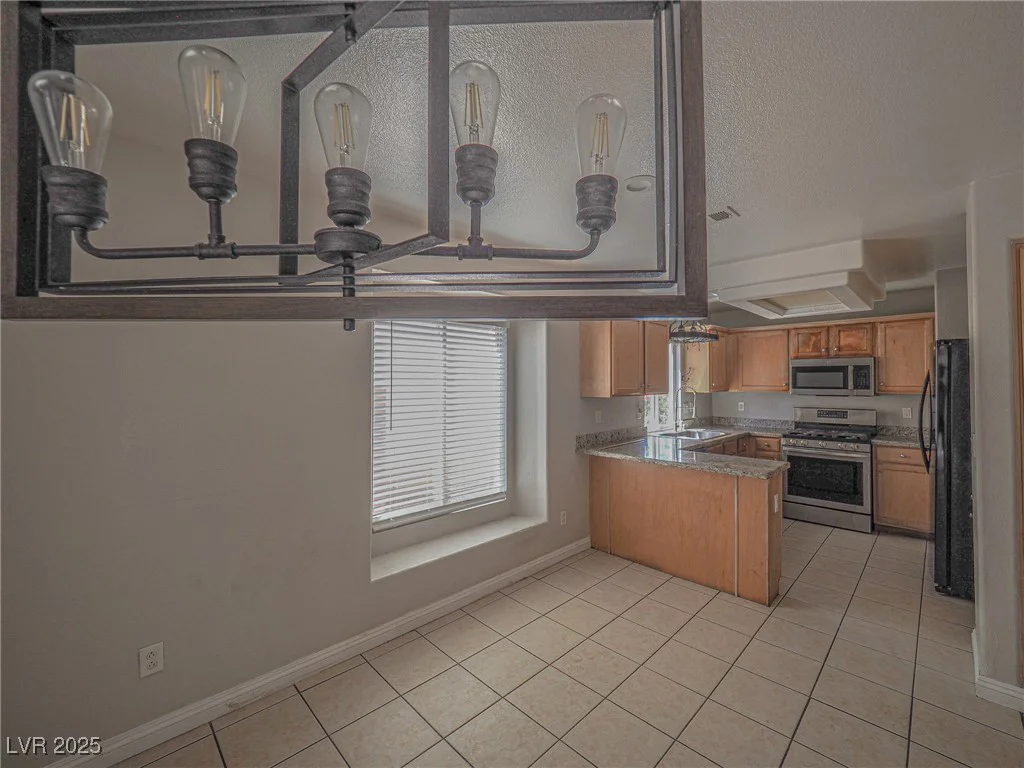 7412 Mission Palm, Las Vegas, NV 89139