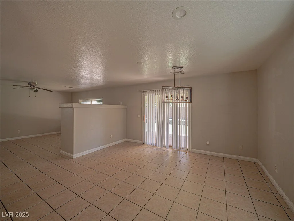 7412 Mission Palm, Las Vegas, NV 89139