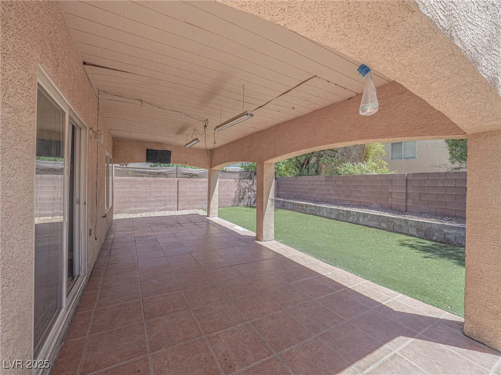 7412 Mission Palm, Las Vegas, NV 89139