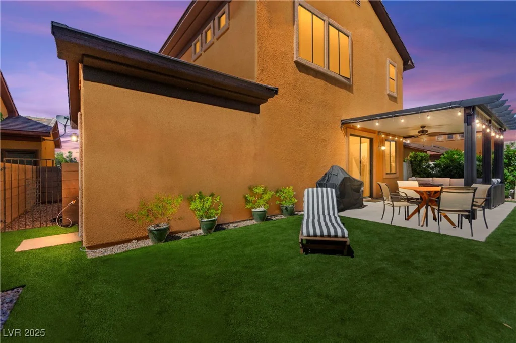 9033 Fusion, Las Vegas, NV 89129