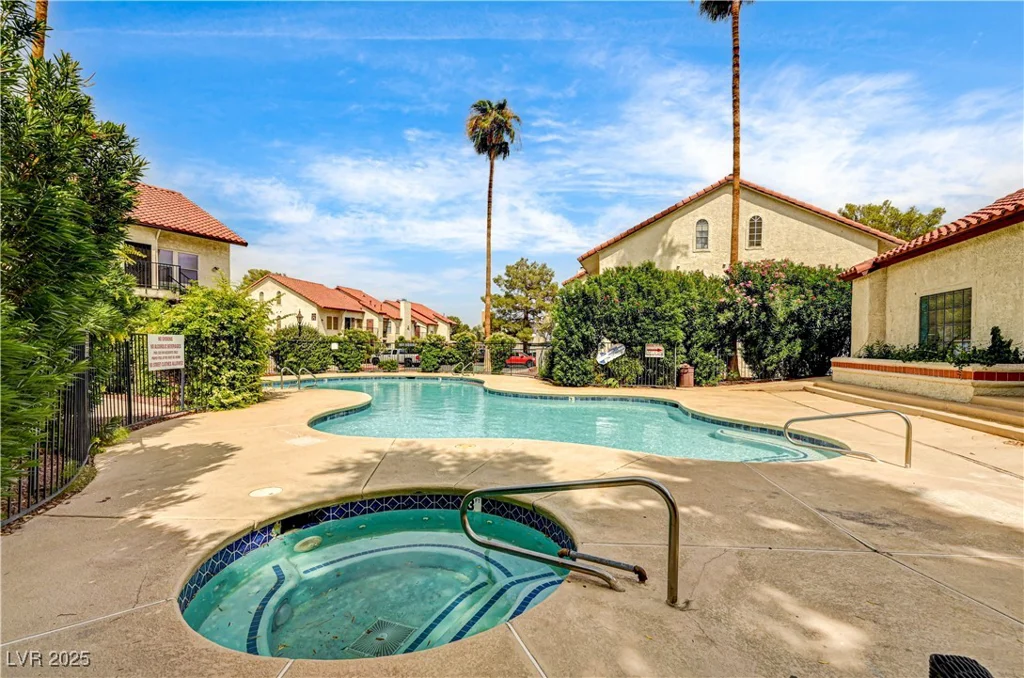 3974 Bushnell, Las Vegas, NV 89103