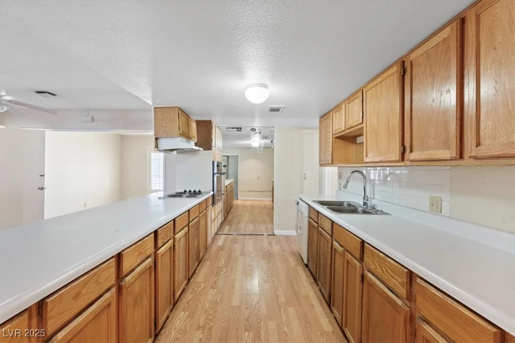 1701 Canosa, Las Vegas, NV 89104