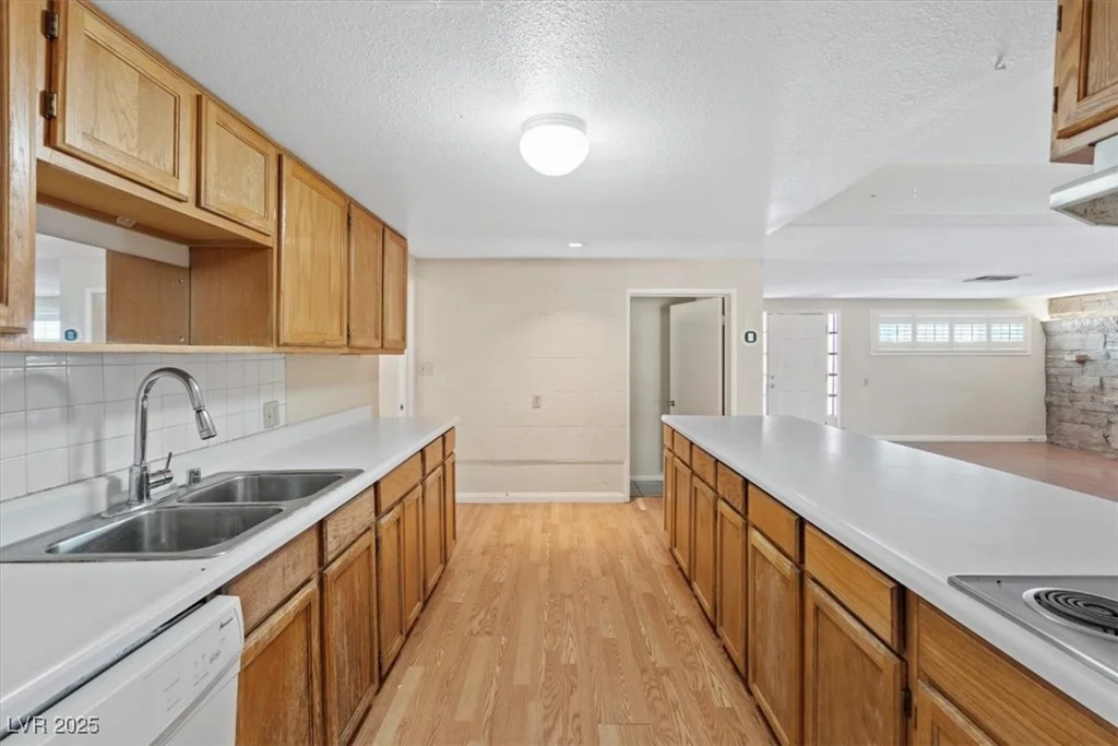 1701 Canosa, Las Vegas, NV 89104