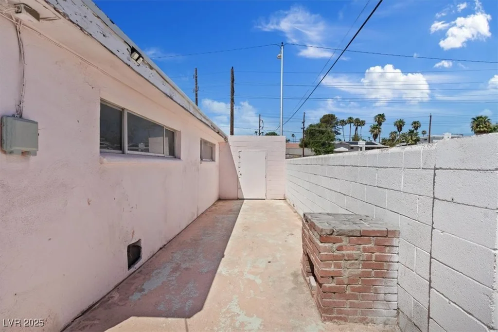 1701 Canosa, Las Vegas, NV 89104