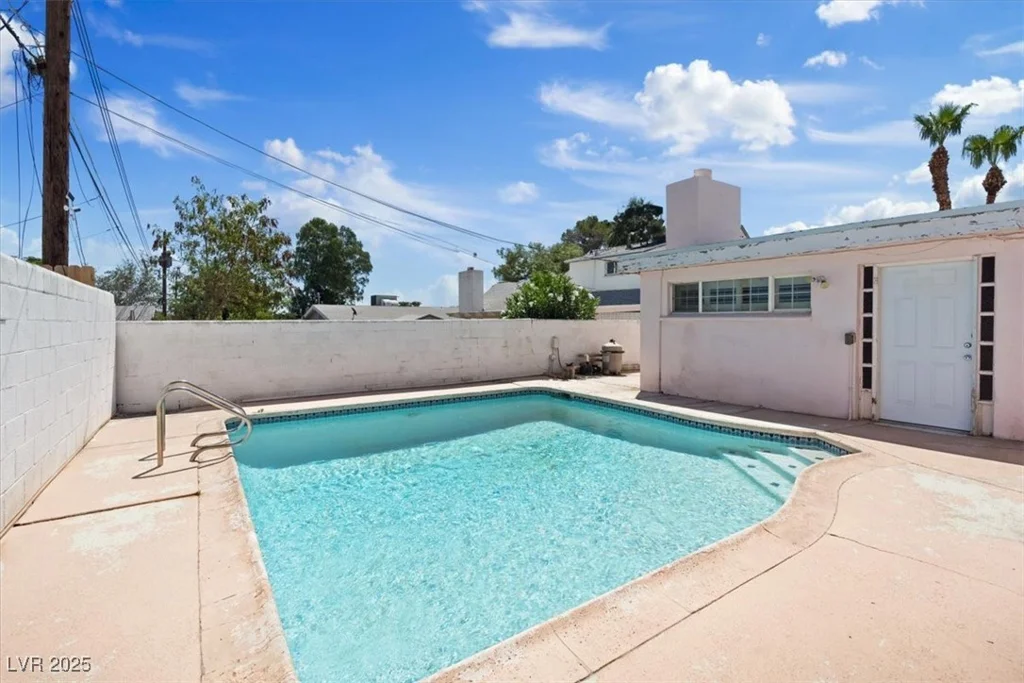 1701 Canosa, Las Vegas, NV 89104