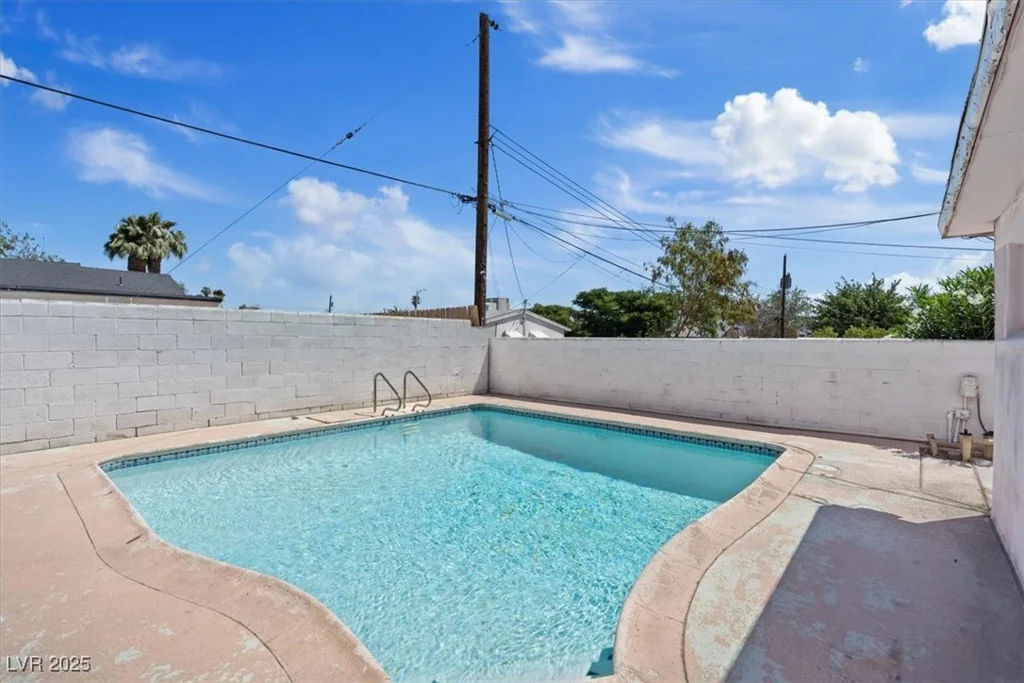 1701 Canosa, Las Vegas, NV 89104