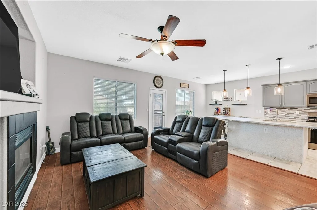 3591 Gloucester Gate, Las Vegas, NV 89122
