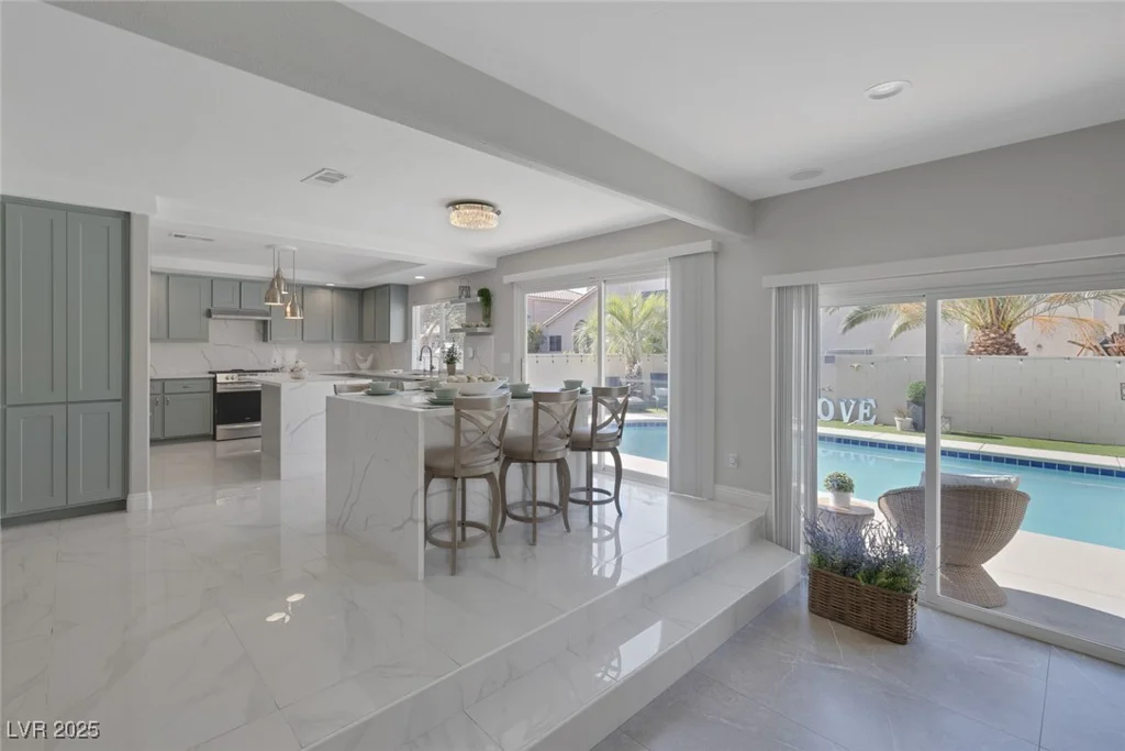 442 Staghorn Pass, Las Vegas, NV 89183