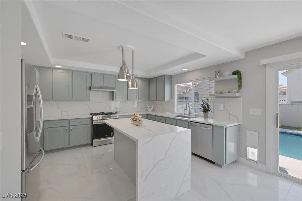 442 Staghorn Pass, Las Vegas, NV 89183