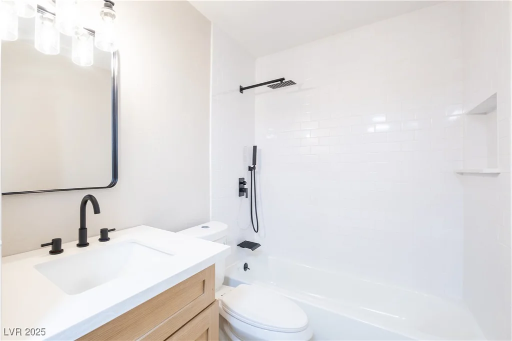 4471 Rich, Las Vegas, NV 89102