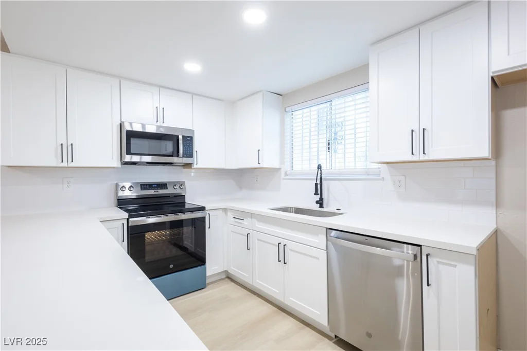 4471 Rich, Las Vegas, NV 89102