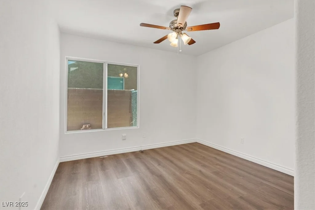 8633 Raindrop Canyon, Las Vegas, NV 89129