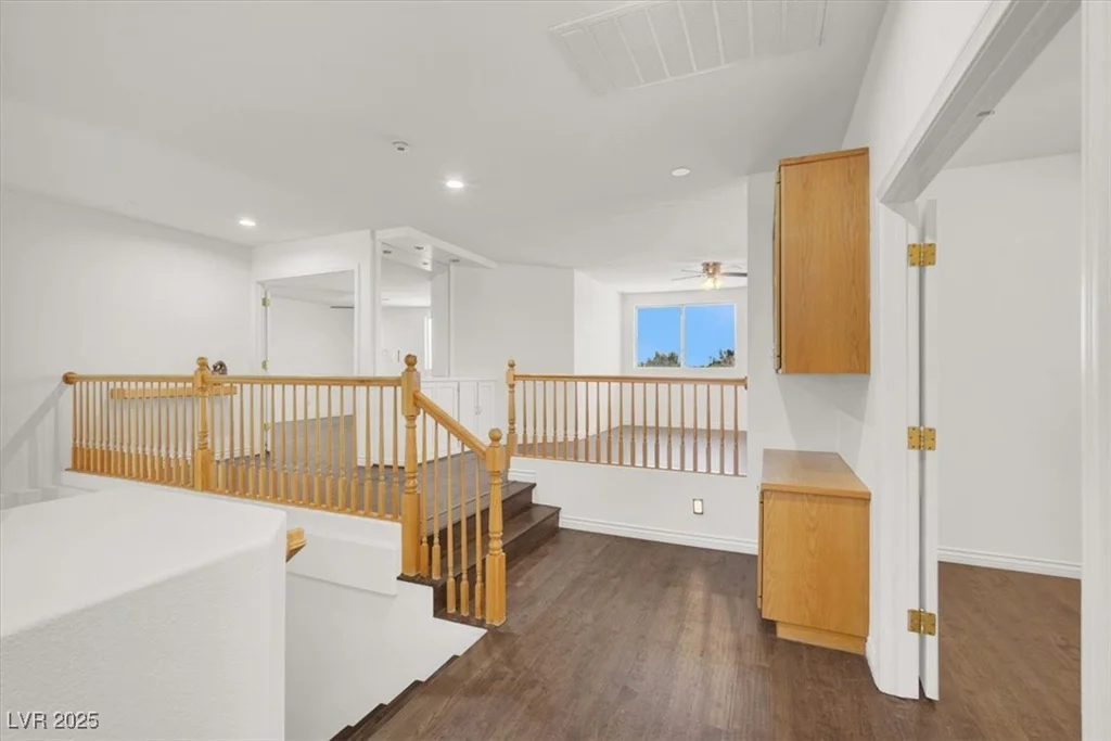 8633 Raindrop Canyon, Las Vegas, NV 89129