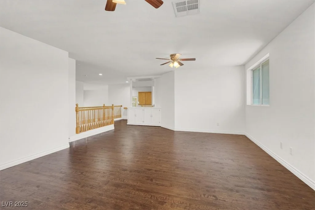 8633 Raindrop Canyon, Las Vegas, NV 89129