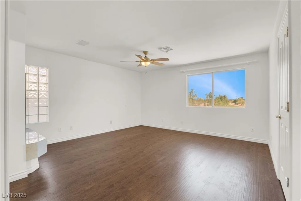 8633 Raindrop Canyon, Las Vegas, NV 89129