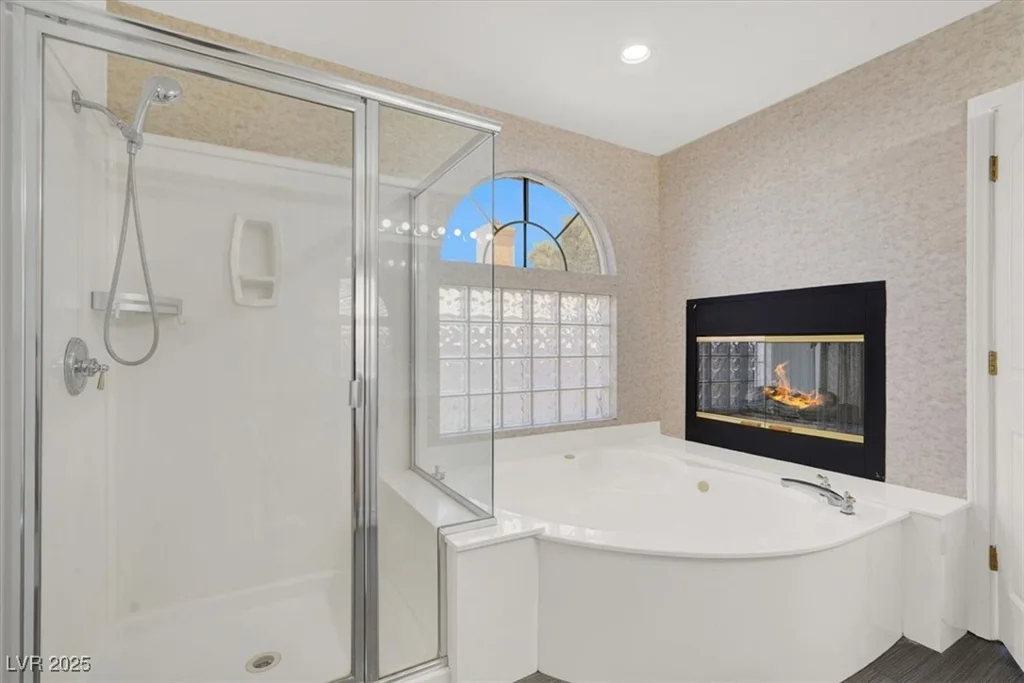8633 Raindrop Canyon, Las Vegas, NV 89129