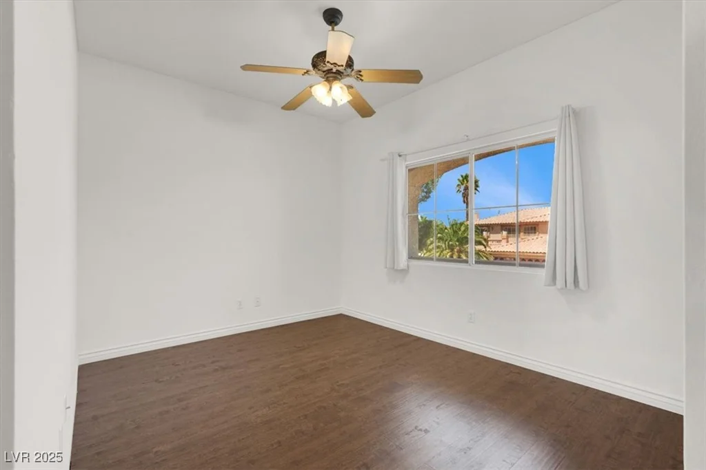 8633 Raindrop Canyon, Las Vegas, NV 89129