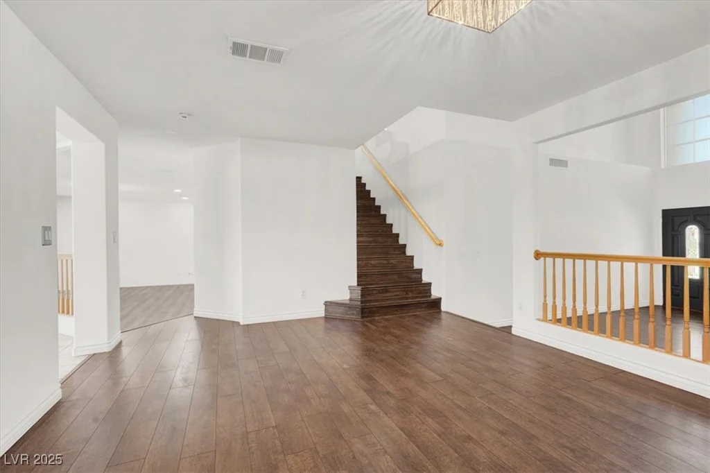 8633 Raindrop Canyon, Las Vegas, NV 89129