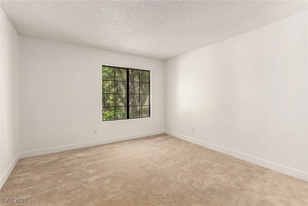 4830 Nara Vista, Las Vegas, NV 89103