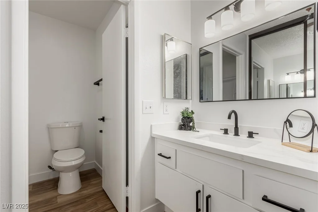 4830 Nara Vista, Las Vegas, NV 89103