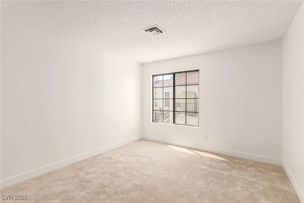 4830 Nara Vista, Las Vegas, NV 89103
