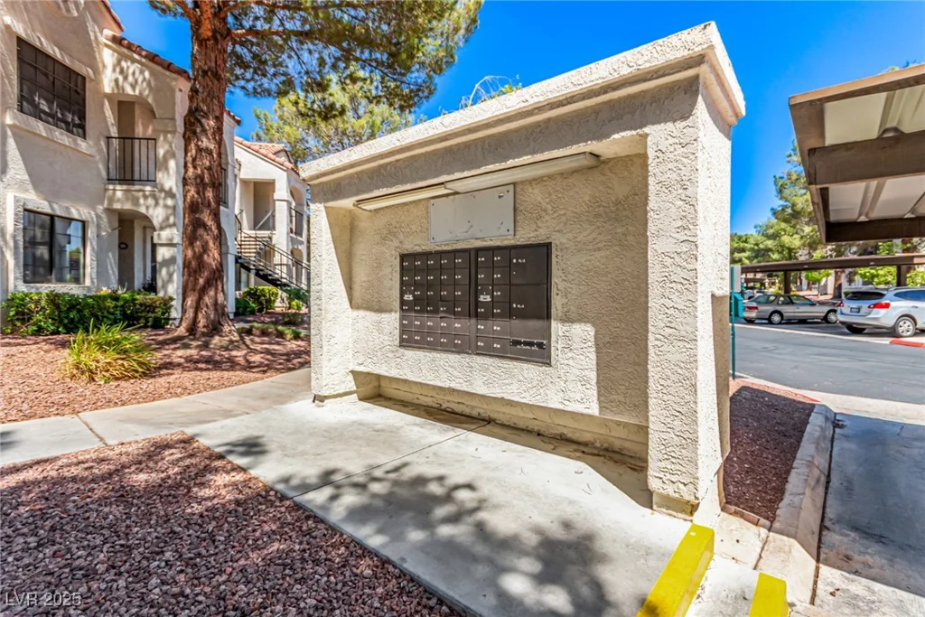 4830 Nara Vista, Las Vegas, NV 89103