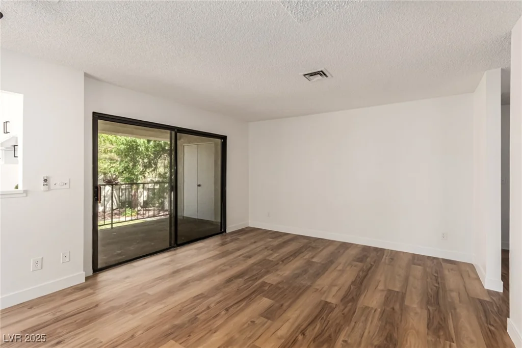4830 Nara Vista, Las Vegas, NV 89103
