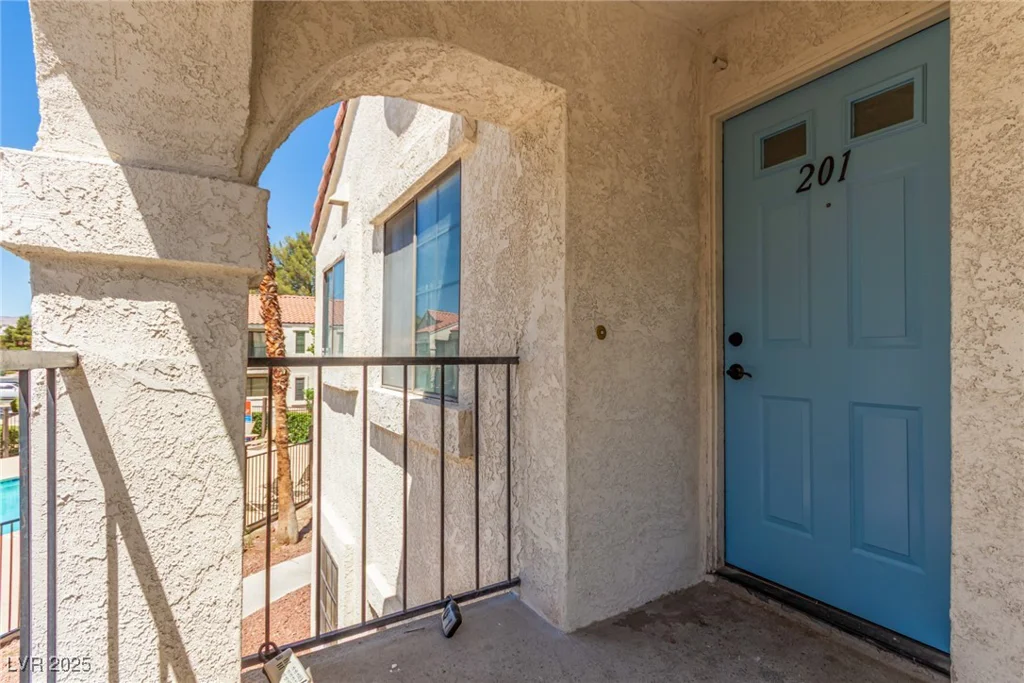 4830 Nara Vista, Las Vegas, NV 89103