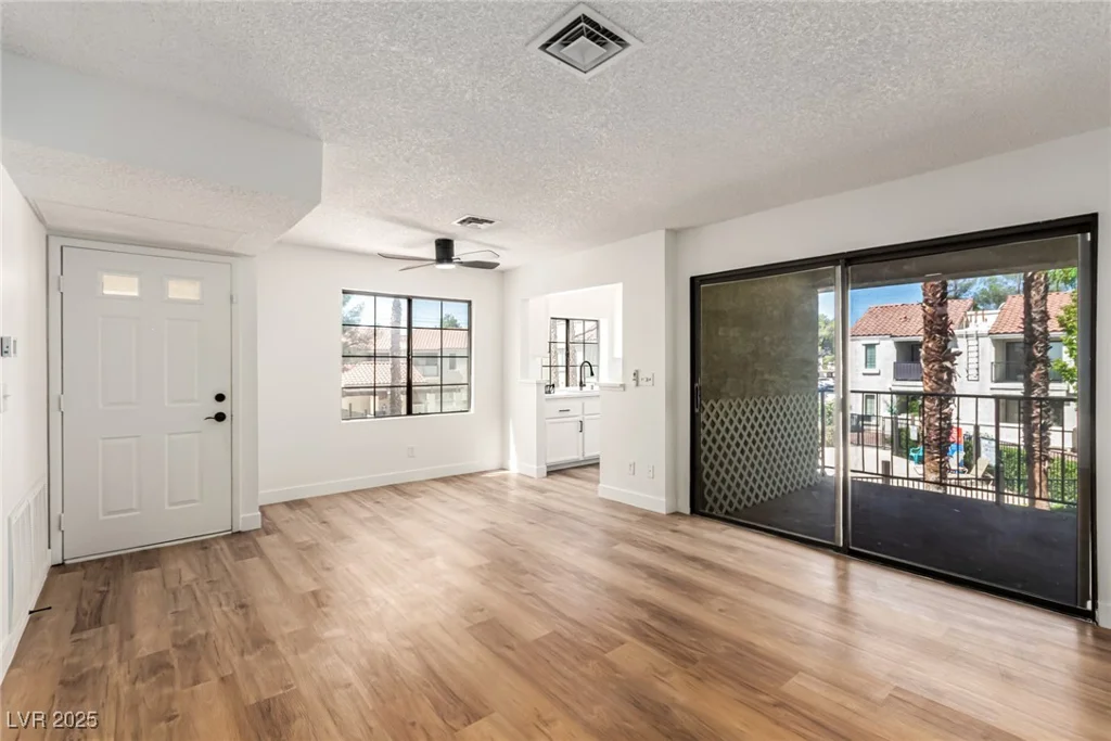 4830 Nara Vista, Las Vegas, NV 89103