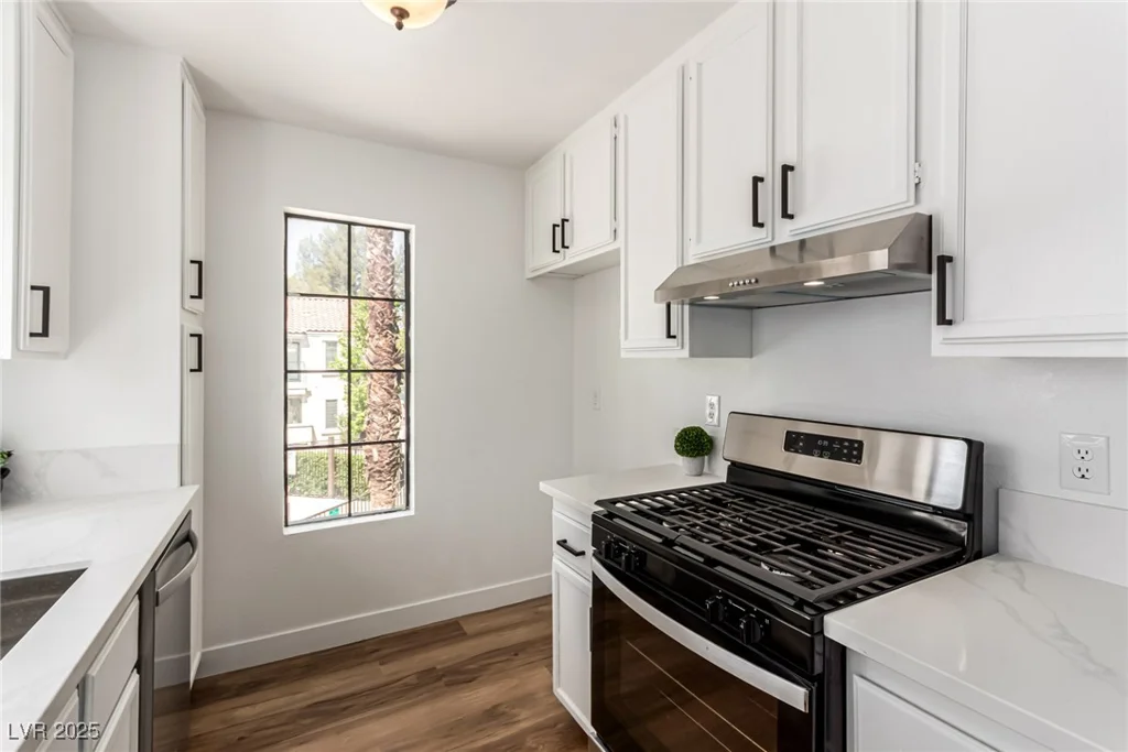 4830 Nara Vista, Las Vegas, NV 89103