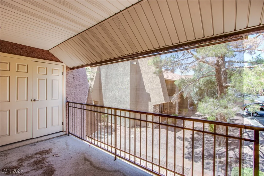 4310 Sandy River, Las Vegas, NV 89103